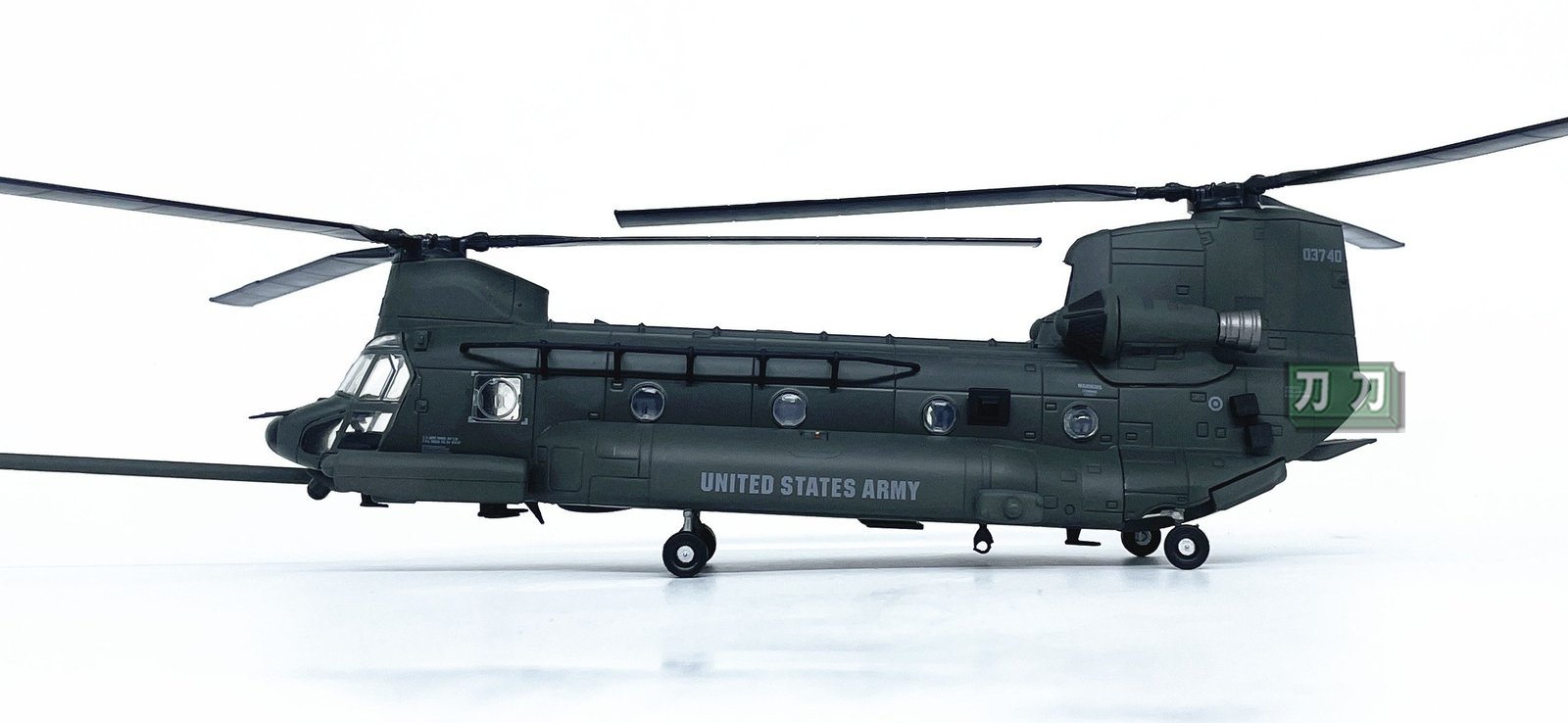 21_WK72021_U.S. MH-47G Chinook Helicopter - Military Aircraft - BB Hobby Models Hub