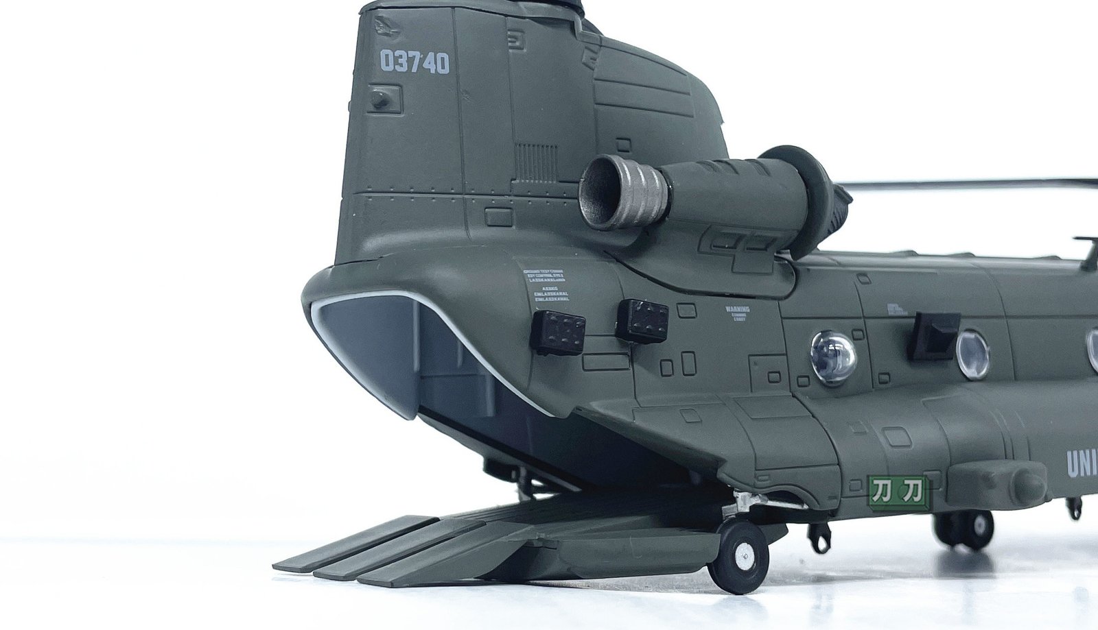 21_WK72021_U.S. MH-47G Chinook Helicopter - Military Aircraft - BB Hobby Models Hub