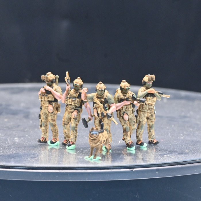 1 Modern SEAL Team, 5 Figs + 1 K9 - 3R - BB Hobby Models Hub
