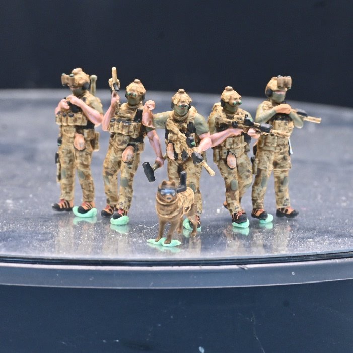 1 Modern SEAL Team, 5 Figs + 1 K9 - 3R - BB Hobby Models Hub