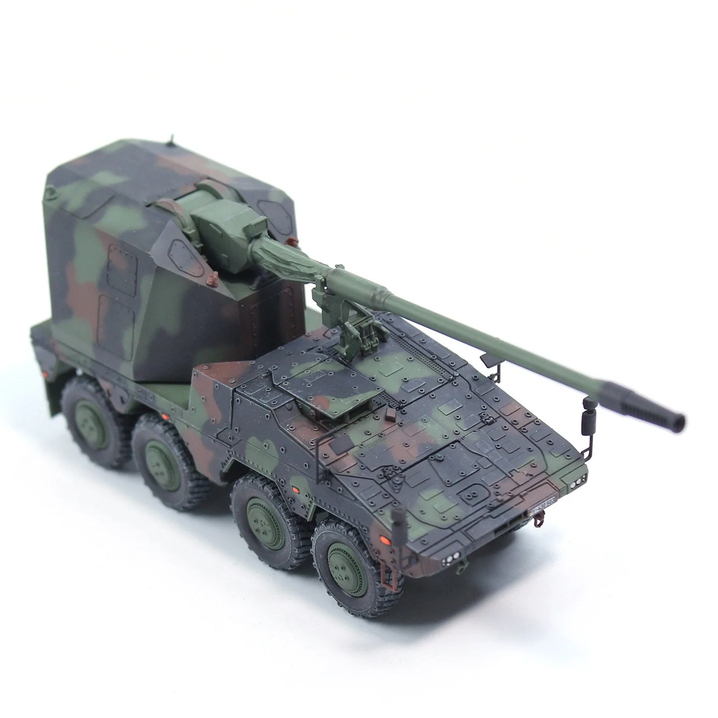 Panzerkampf 12253PA German Boxer 155mm Self-Propelled Howitzer, NATO Tri-Color Camouflage - Panzerkampf - BB Hobby Models Hub